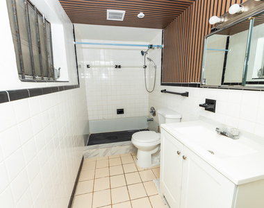 1230 Nw 180th Terrace - Photo Thumbnail 3