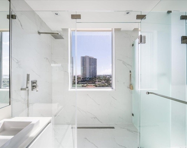 3100 N Ocean Drive - Photo Thumbnail 15