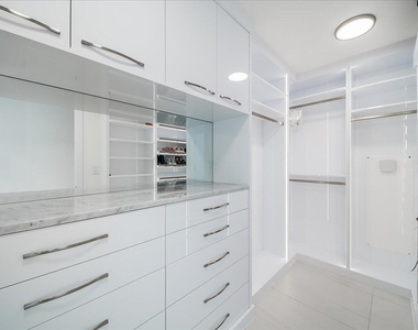 3100 N Ocean Drive - Photo Thumbnail 13