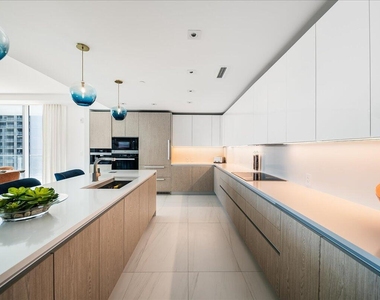 3100 N Ocean Drive - Photo Thumbnail 3