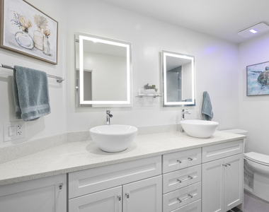 17235 Bay Street - Photo Thumbnail 27