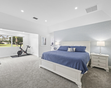 17235 Bay Street - Photo Thumbnail 15