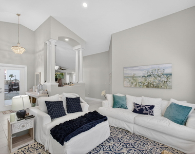 8075 Se Governors Way - Photo Thumbnail 12