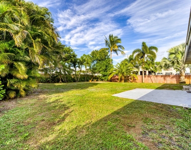 481 Sw Voltair Terrace - Photo Thumbnail 4