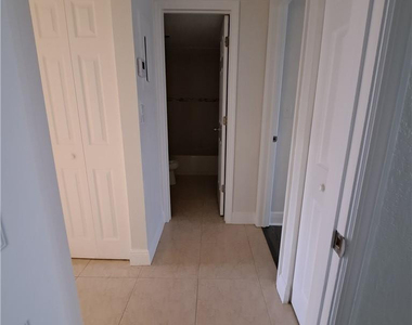9838 Nob Hill Court - Photo Thumbnail 6