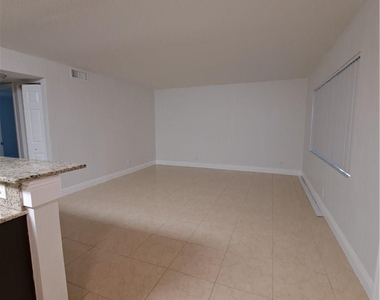 9838 Nob Hill Court - Photo Thumbnail 4