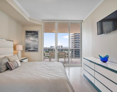 3200 N Ocean Boulevard - Photo Thumbnail 16