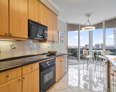 3200 N Ocean Boulevard - Photo Thumbnail 9