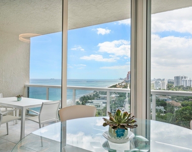 3200 N Ocean Boulevard - Photo Thumbnail 11