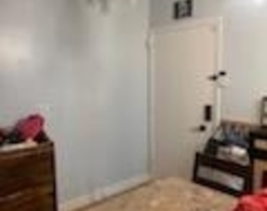 2220 Ne 68th Street - Photo Thumbnail 12
