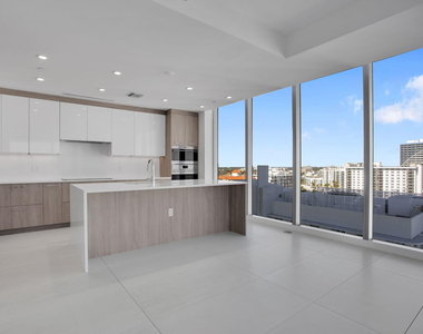 151 N Seabreeze Boulevard - Photo Thumbnail 14