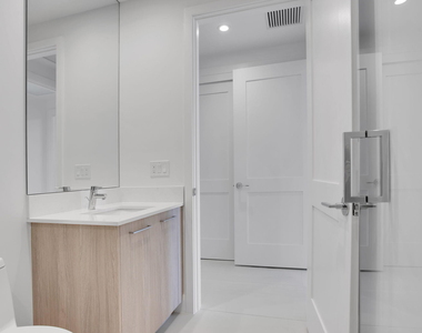 151 N Seabreeze Boulevard - Photo Thumbnail 35