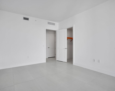151 N Seabreeze Boulevard - Photo Thumbnail 30