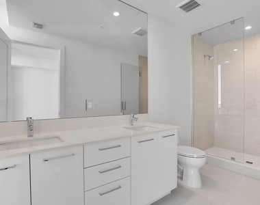 151 N Seabreeze Boulevard - Photo Thumbnail 41