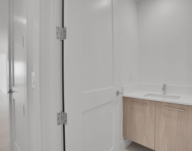 151 N Seabreeze Boulevard - Photo Thumbnail 27