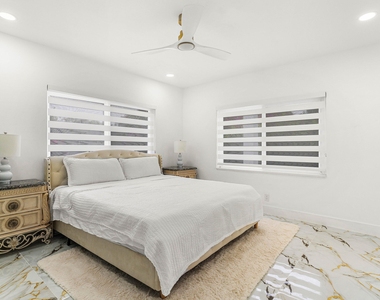 202 Se 4th Street - Photo Thumbnail 9