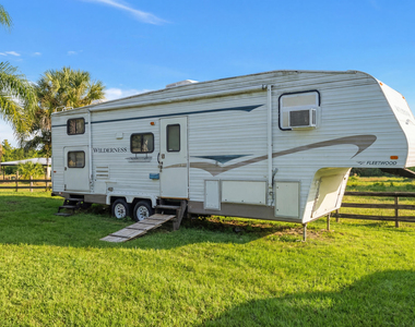 12440 Tangerine Boulevard - Photo Thumbnail 26