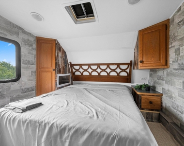 12440 Tangerine Boulevard - Photo Thumbnail 31