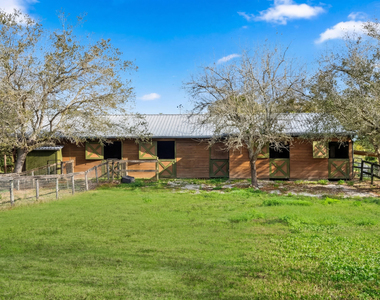 12440 Tangerine Boulevard - Photo Thumbnail 20