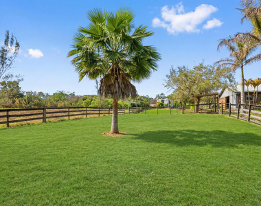 12440 Tangerine Boulevard - Photo Thumbnail 18