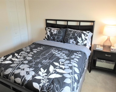 1900 Oceanwalk Lane - Photo Thumbnail 23