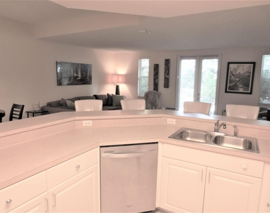 1900 Oceanwalk Lane - Photo Thumbnail 10