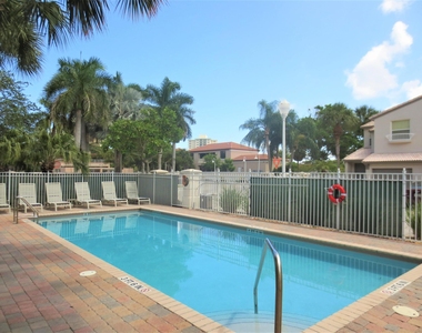1900 Oceanwalk Lane - Photo Thumbnail 24