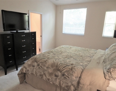 1900 Oceanwalk Lane - Photo Thumbnail 15