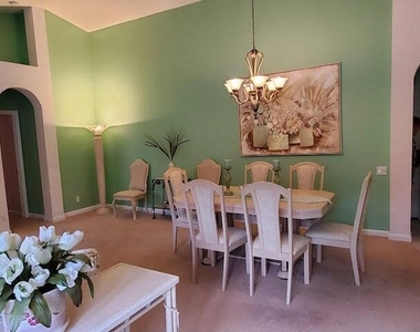 430 Nw Lismore Lane - Photo Thumbnail 5