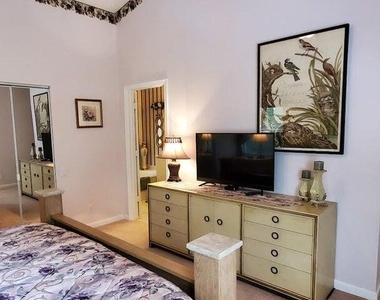 430 Nw Lismore Lane - Photo Thumbnail 10