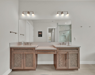 138 Se Palma Street - Photo Thumbnail 23