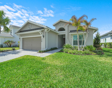138 Se Palma Street - Photo Thumbnail 1