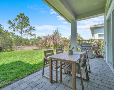 138 Se Palma Street - Photo Thumbnail 38