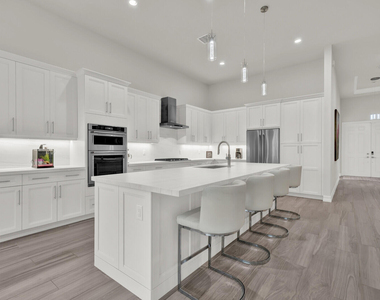 138 Se Palma Street - Photo Thumbnail 5