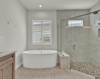 138 Se Palma Street - Photo Thumbnail 25