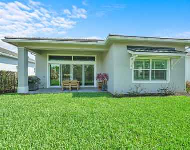 138 Se Palma Street - Photo Thumbnail 37