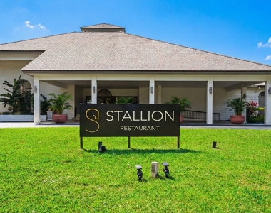 13334 Polo Club Road - Photo Thumbnail 12