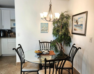 745 Se 19th Avenue - Photo Thumbnail 2