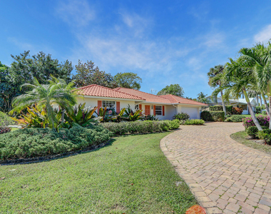 8574 Se Seagrape Way - Photo Thumbnail 1