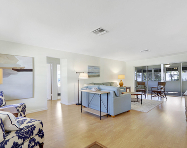 8574 Se Seagrape Way - Photo Thumbnail 5