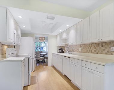 8574 Se Seagrape Way - Photo Thumbnail 13