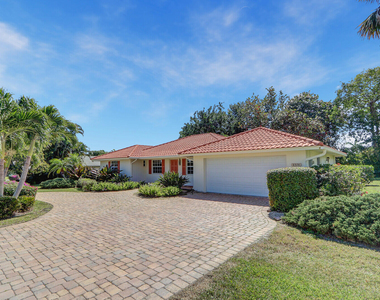 8574 Se Seagrape Way - Photo Thumbnail 2