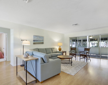 8574 Se Seagrape Way - Photo Thumbnail 6