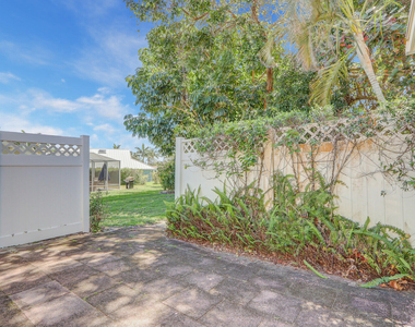 8574 Se Seagrape Way - Photo Thumbnail 32