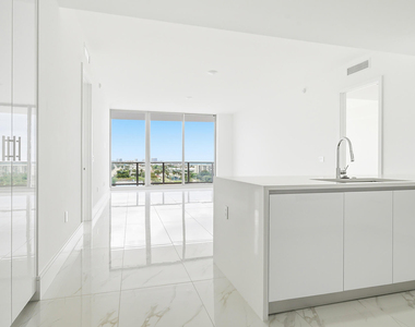 220 Lake Shore Drive - Photo Thumbnail 1