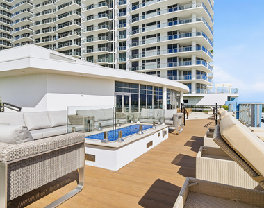 220 Lake Shore Drive - Photo Thumbnail 48