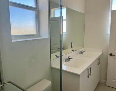 2776 Se 26th Avenue - Photo Thumbnail 30