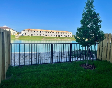 2776 Se 26th Avenue - Photo Thumbnail 16