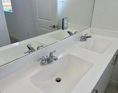 2776 Se 26th Avenue - Photo Thumbnail 31