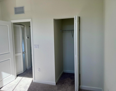 2776 Se 26th Avenue - Photo Thumbnail 33